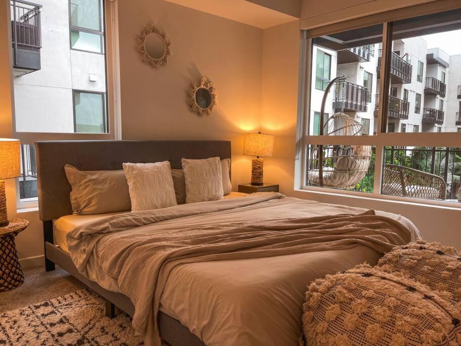 Luxury 1bdr Centrally Located In Hollywood Appartement *